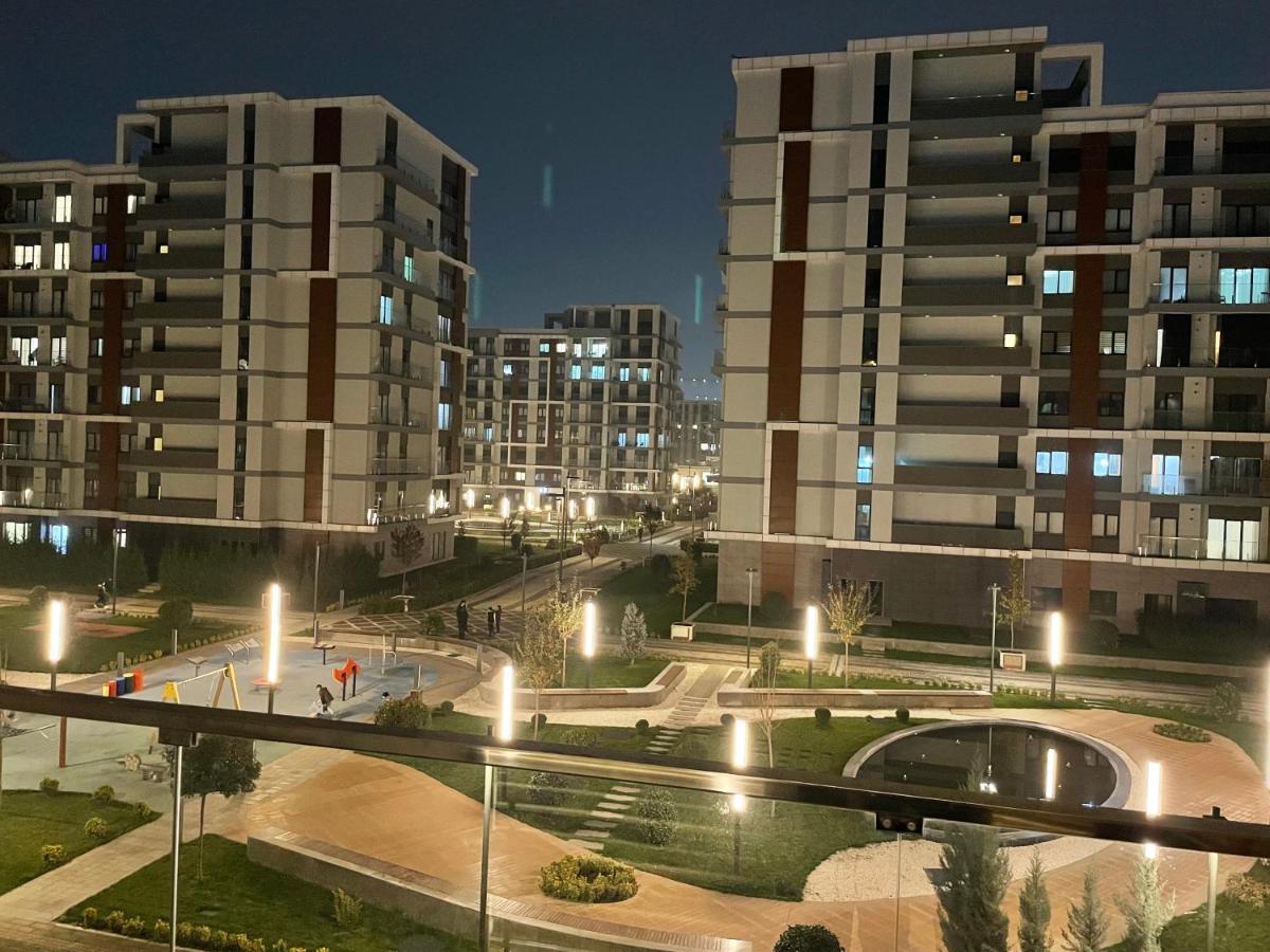Appartamento Covent Garden Tashkent Esterno foto