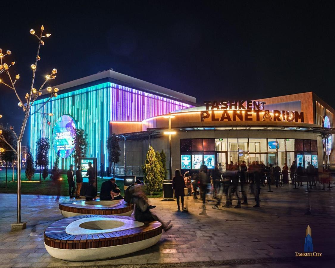 Appartamento Covent Garden Tashkent Esterno foto